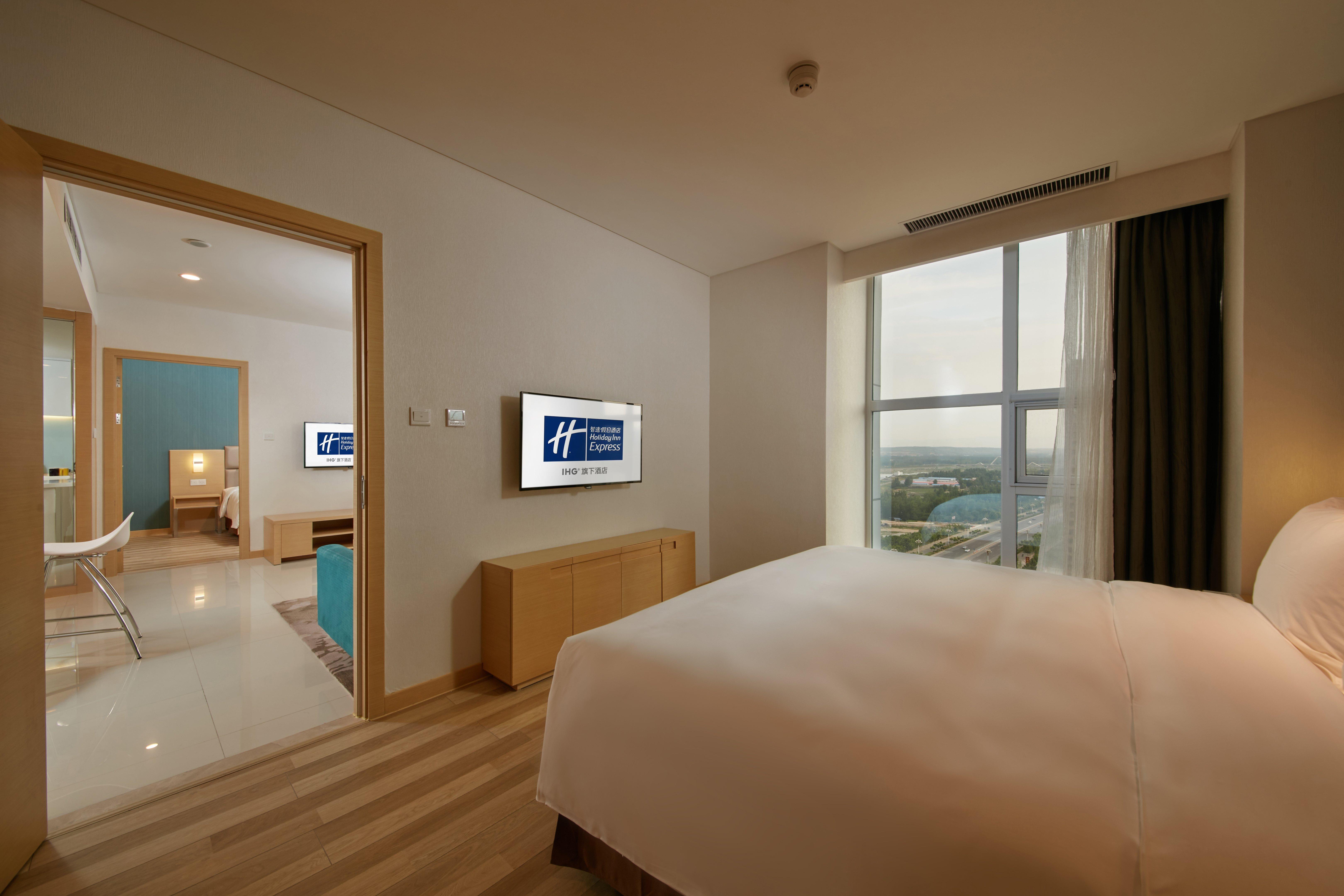 Holiday Inn Express Luoyang Yichuan By Ihg Extérieur photo