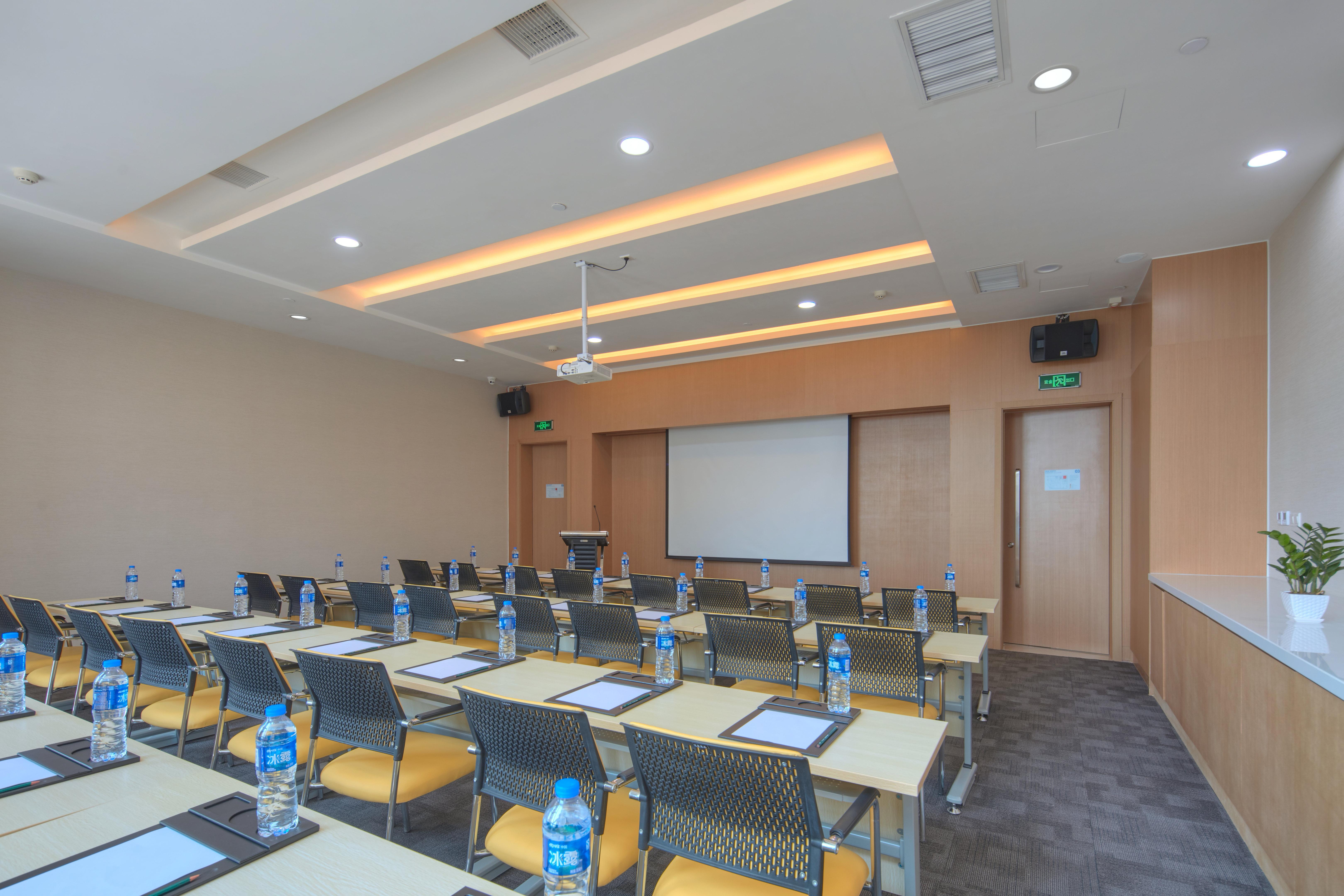 Holiday Inn Express Luoyang Yichuan By Ihg Extérieur photo