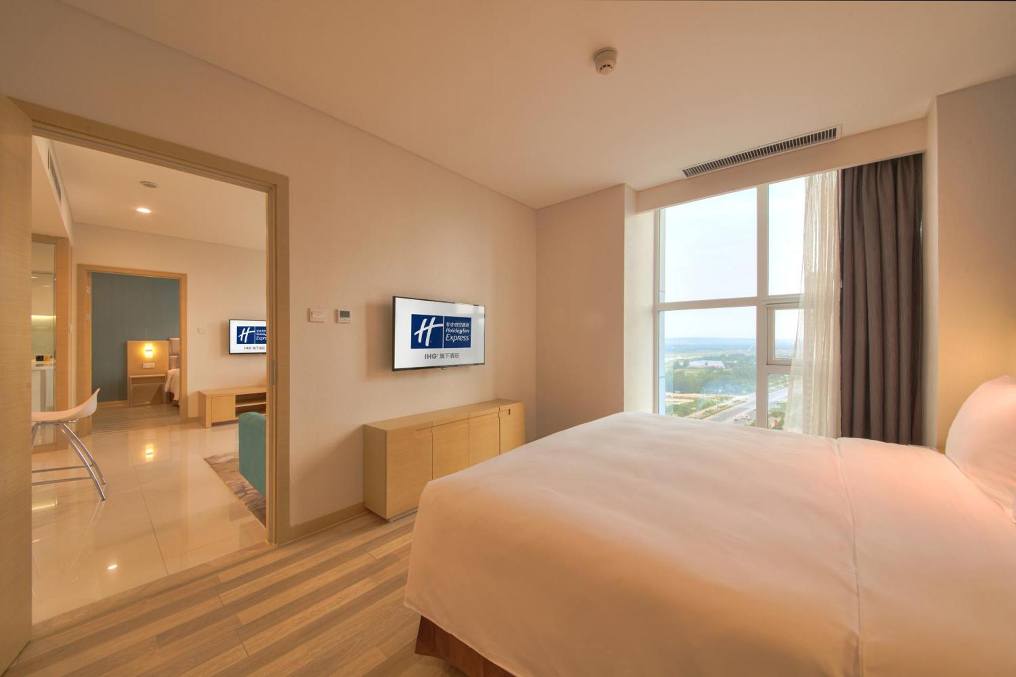 Holiday Inn Express Luoyang Yichuan By Ihg Extérieur photo